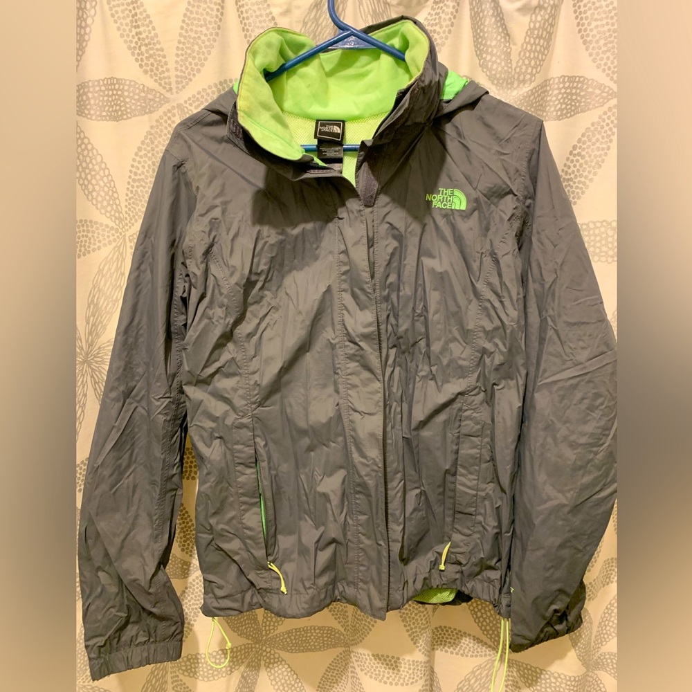 ⭐️❤️ THE NORTH FACE Women's Lightweight Rain Jacket w/ Hood Size: LARGE ⭐️❤️